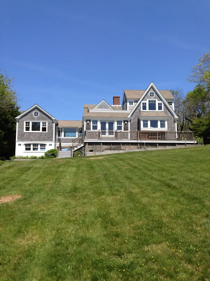 Cape Cod home painted by Hyannis Painting